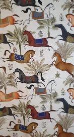 Artmaison exclusieve Oosterse stof met rennende paarden -, Antiek en Kunst, Curiosa en Brocante