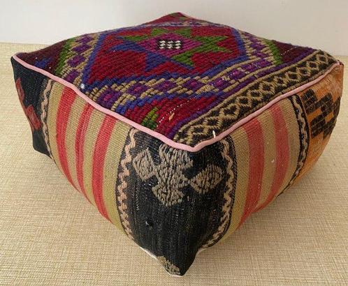 Kelim Poef - Kelim - 48 cm - 48 cm, Antiek en Kunst, Kunst | Designobjecten