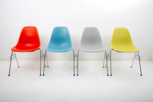 Vitra Eames Plastic Side Chair DSS-N Design stoelen, Zakelijke goederen, Kantoor en Winkelinrichting | Kantoormeubilair en Inrichting