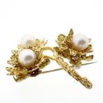 Gouden bloemen broche met parels, Sieraden, Tassen en Uiterlijk, Broches, Gebruikt, Overige kleuren, Ophalen of Verzenden, Met edelsteen