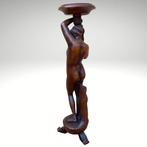 Maestri Italiani - Zuilvormig houtsnijwerk, Venere - 98 cm -