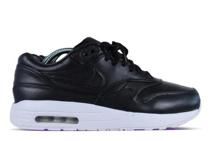 Nike Air Maxim 1 SP Black • 41, Kleding | Heren, Schoenen, Sneakers of Gympen, Ophalen of Verzenden