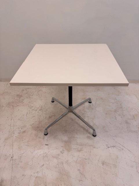 Gebruikte Vitra Eames Contract design table 75x75cm, Zakelijke goederen, Kantoor en Winkelinrichting | Kantoormeubilair en Inrichting