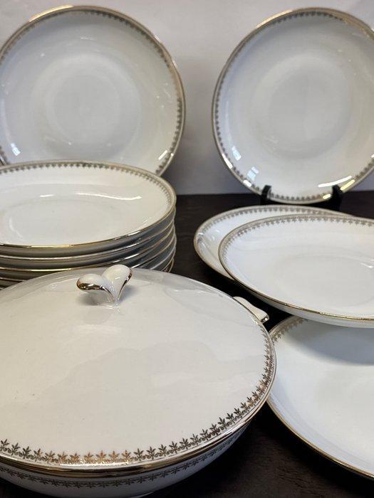 Limoges, P.L. - Tafelservies (13) - Liseré Or. “Fleur de, Antiek en Kunst, Antiek | Meubels | Tafels