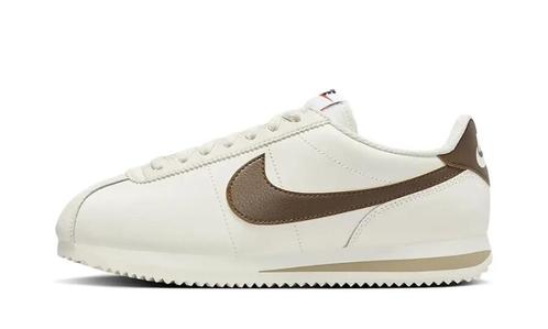 Nike Cortez Cacao Wow (W), Kleding | Dames, Schoenen