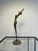 Beeld, De Bronzen Dansende Balerina: De Poëzie van de, Antiek en Kunst