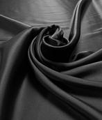 A382 - 590 x 140 cm - Magnifico Raso di misto seta - Textiel