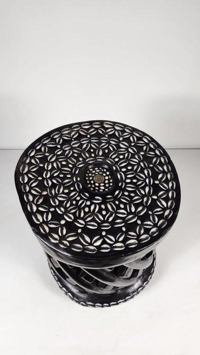 Houten krukje - Bamileke - Kameroen (Zonder Minimumprijs), Antiek en Kunst, Kunst | Niet-Westerse kunst