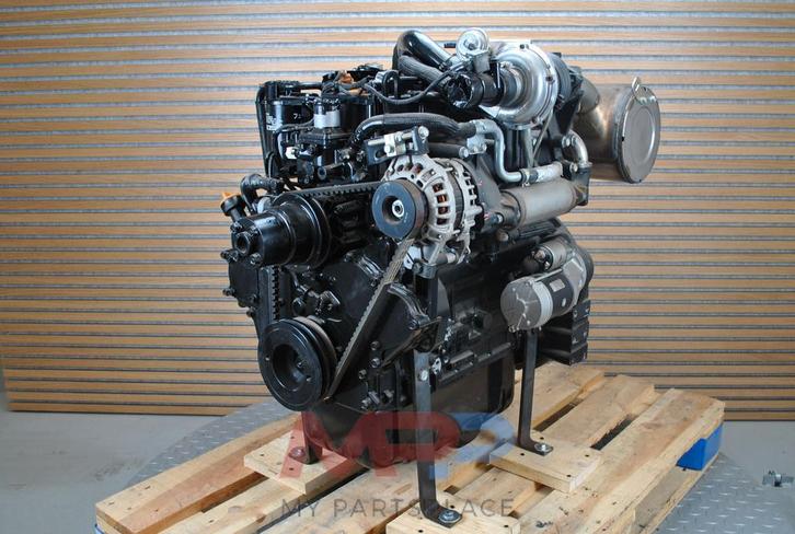 Yanmar 4TNV98CT - dieselmotor, Doe-het-zelf en Verbouw, Motoren, Dieselmotor, Gebruikt, 1800 rpm of meer, Ophalen of Verzenden