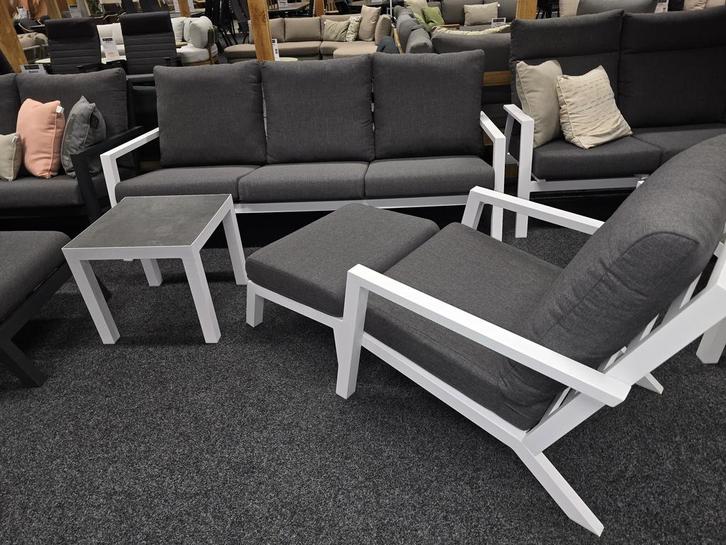 Showroommodel Malaga stoel-bank loungeset 4-delig wit, Tuin en Terras, Tuinsets en Loungesets, Nieuw, Ophalen of Verzenden