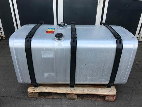 Brandstoftank Scania 700 Liter 1887755, Auto-onderdelen, Vrachtwagen-onderdelen, Gebruikt, Scania, Brandstofsystemen, Ophalen
