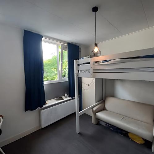 Kamer met Eigen Keuken in Leeuwarden gevonden in Leeuwarden, Huizen en Kamers, Huizen te huur, Direct bij eigenaar, Friesland