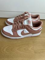 Nike - Platte schoenen - Maat: EU 39, Nieuw