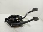 Pedalenset BMW 2 Series  216d 687084802, Ophalen of Verzenden, Gebruikt, BMW
