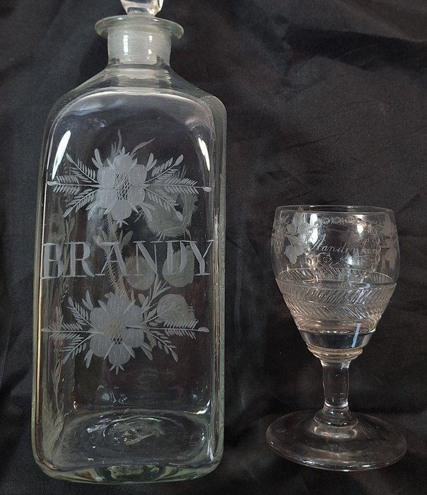 Fles (2) - Brandy fles met drinkglas - Glas - Brandy fles, Antiek en Kunst, Antiek | Glas en Kristal