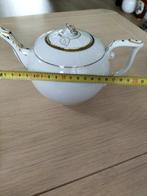 Herend, Feher - Theepot (5) - feher - Biscuit porselein, Antiek en Kunst