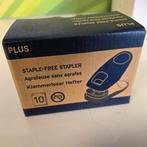 Plus STAPLE FREE STAPLER - Nietmachine zonder nietjes | blau, Diversen, Ophalen of Verzenden, Nieuw