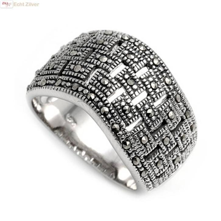 Zilveren golvend strak design marcasiet ring ringmaat 17, Sieraden, Tassen en Uiterlijk, Ringen, Nieuw, Verzenden