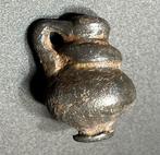 Oud-Romeins Brons Beeldje, amulet-hanger in de vorm van een