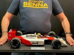 McLaren - Ayrton Senna - 1988 - Scale 1/8 modelcar, Verzamelen, Automerken, Motoren en Formule 1, Nieuw