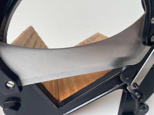 Raadvad - Ove Larsen - Broodsnijmachine - Model 294 - Hout, Antiek en Kunst, Antiek | Meubels | Stoelen en Banken