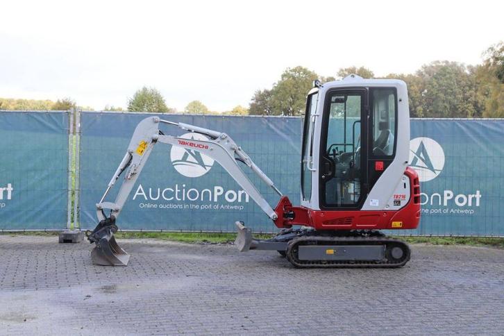Veiling: Rupsgraafmachine Takeuchi TB216 Mini Excavator Dies, Zakelijke goederen, Machines en Bouw | Kranen en Graafmachines, Graafmachine