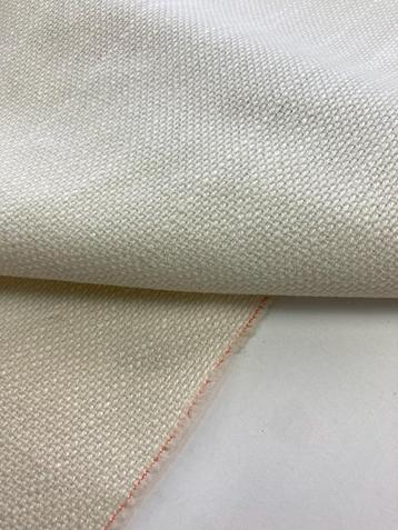5 e/m Projectmeubelstof  Duurzame en esthetische meubelstof beschikbaar voor biedingen
