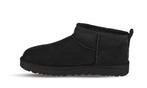 UGG Classic Ultra Mini Boot  Black  (W) - Maat 39, UGG, Nieuw, Ophalen of Verzenden, Sneakers of Gympen