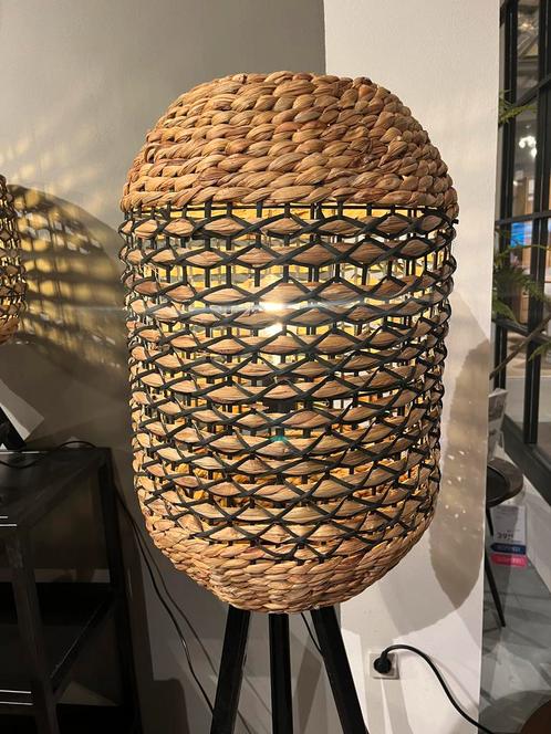 Capena vloerlamp, Huis en Inrichting, Lampen | Overige, Nieuw, Ophalen of Verzenden