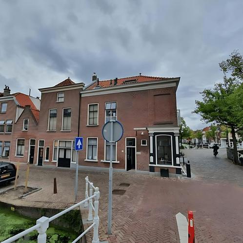 Parkeerplaats te huur in Delft gevonden in Delft, Huizen en Kamers, Garages en Parkeerplaatsen