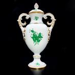Herend - Work of Art Amphora with Lid - Chinese Bouquet, Antiek en Kunst