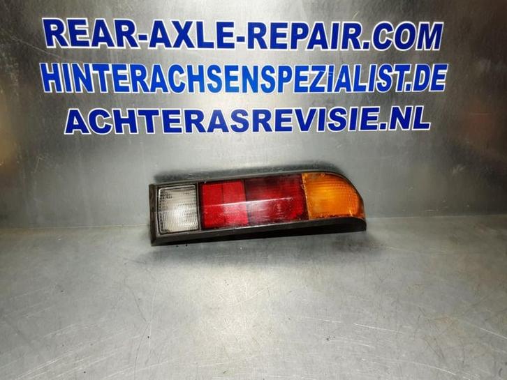 Achterlicht rechts Opel Manta B met zwarte rand, merk Hella., Auto-onderdelen, Carrosserie en Plaatwerk, Gebruikt, Opel, Verzenden