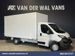 Peugeot Boxer | 2.2 BlueHDi 141pk Bakwagen Laadklep Euro6, Auto's, Gebruikt, Euro 6, Wit, Dealer onderhouden