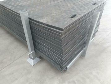 Gevulde stapelbok met 25 rijplaten 300x100x2cm | € 2.099,-!!