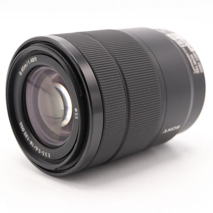 Sony E 18-135mm F/3.5-5.6 OSS | Tweedehands, Audio, Tv en Foto, Fotografie | Lenzen en Objectieven, Gebruikt, Verzenden