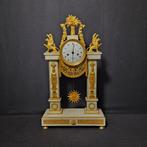 Pendule - Louis XVI 1810 Louis XIV - Verguld brons - 1810 -, Antiek en Kunst, Antiek | Klokken