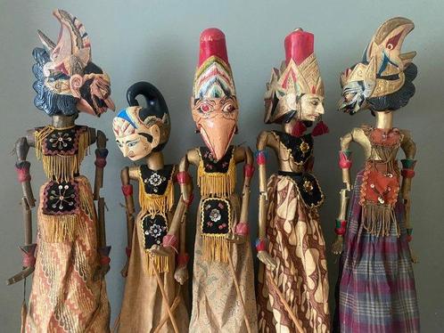 Wayang golek (5) Java - Hout, Batik textiel - 2e helft 20e, Antiek en Kunst, Kunst | Niet-Westerse kunst