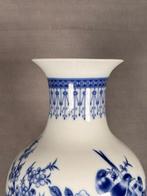 Vaas - Porselein - China - Blauwe/witte vaas