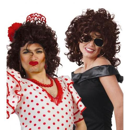 Spaanse travestieten pruik met donker bruine krullen - Pru.., Hobby en Vrije tijd, Feestartikelen, Ophalen of Verzenden