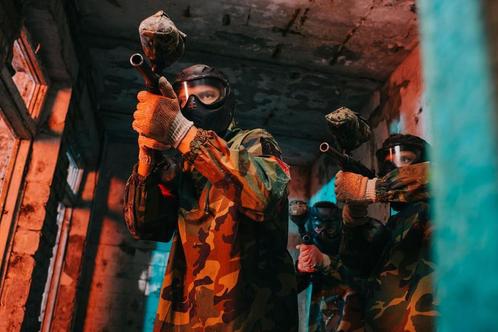 Indoor paintball in Rotterdam (8 - 12 p.), Diensten en Vakmensen, Groepsuitjes en Personeelsfeesten