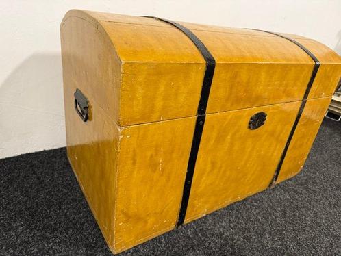 Kist - Hout - Zweedse kist, Antiek en Kunst, Curiosa en Brocante