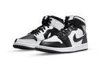 Air Jordan 1 Mid  Invert Black White  (W) - Maat 39, Air Jordan, Nieuw, Ophalen of Verzenden, Sneakers of Gympen