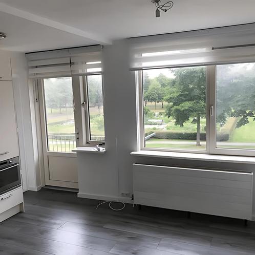 Gestoffeerd appartement met balkon en lange huurperiode, Huizen en Kamers, Huizen te huur, Direct bij eigenaar, Overijssel, Appartement