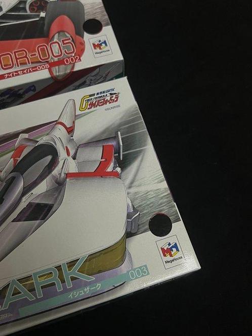 Mega House - Modelbouwdoos (2) - Future GPX Cyber Formula -, Antiek en Kunst, Antiek | Overige Antiek