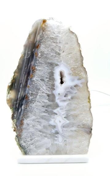 Druzy Agaat lamp (zie filmpje) beschikbaar voor biedingen