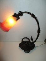 Lamp - Art Déco. Tulip getekend door Müller Frères.