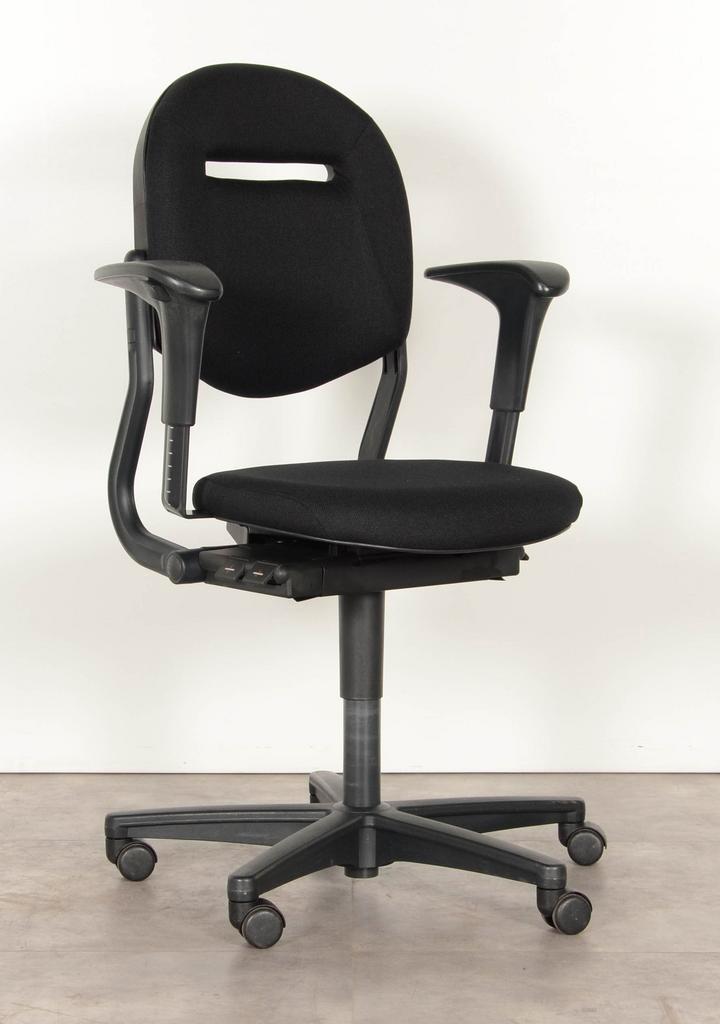 Bureaustoel Ahrend 220, zwart, 1D armleggers, Zakelijke goederen, Kantoor en Winkelinrichting | Kantoormeubilair en Inrichting