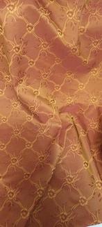 San leucio damascato cangiante bordeaux-rame - Modern -