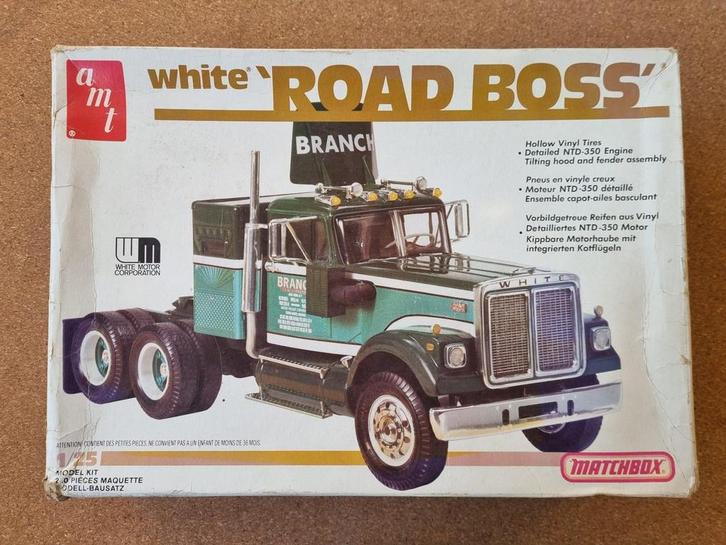 Matchbox/AMT PK-6115 White Road Boss 1:25, Hobby en Vrije tijd, Modelbouw | Auto's en Voertuigen, Verzenden
