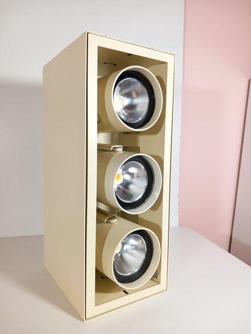 Quattrobi - Wandlamp - Staal - Italiaans ontwerp, Antiek en Kunst, Antiek | Lampen